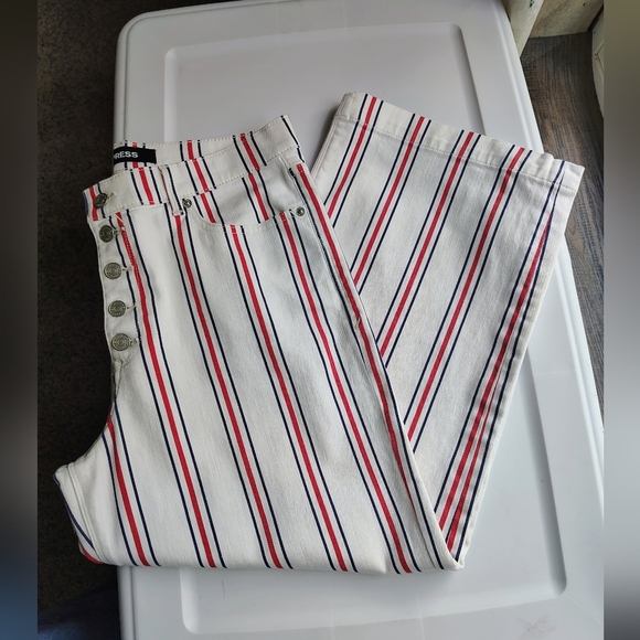 Express Women's High Waisted Striped Button Fly Cropped Wide Leg Jeans Stretch - Picture 10 of 17